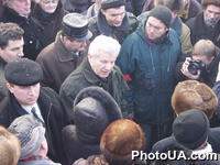 Митинг в палаточном городке на площади Независимости в г. Киеве в предверии 2001 года. А.Мороз