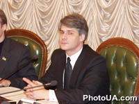 Руководитель информационного управления аппарата Верховного Совета Украины С. Куций C.