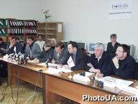 Заседание круглого стола "Проблемы формирования и деятельности единой оппозиции на Украине" в информационном пресс-центре "ПроМедиа"