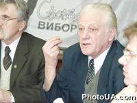Глава УКРП Украины С. Хмара на заседании круглого стола "Проблемы формирования и деятельности единой оппозиции на Украине" в информационном пресс-центре "ПроМедиа"