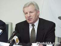 Народный депутат Украины, лидер Социалистической Партии Украины А. Мороз на заседании круглого стола "Проблемы формирования и деятельности единой оппозиции на Украине" в информационном пресс-центре "ПроМедиа"