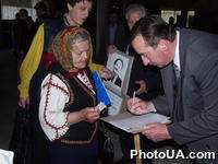 Сбор пожертвований на памятник Вячеславу Чорноволу в г. Золочеве перед открытием IX-го съезда Народного Руха Украины в Центре культуры и искусств Национального технического университета Украины "КПИ"