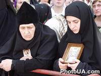20-тысячный крестный ход притив визита Папы Римского Иоанна Павла II в Украину. Крестный ход пройдет от Киево-Печерской Лавры в направлении Верховного Совета и Администрации Президента Украины, где будут проведены молитвенные остановки