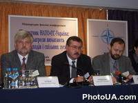 Международная специализированная конференция "Треугольник НАТО-ЕС-Украина: новые угрозы требуют новых подходов и совместных усилий", организованная Украинским центром экономических и политических исследований им.А.Разумкова.