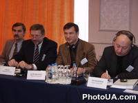 Специалисты по вопросам национальной безопасности и обороны Украины на заседании международной конференции "Расширение Европейского Союза: последствия для Украины"