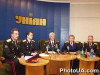 Пресс-конференция в УНИАН представителей Украинского казачества, посвященная подписанию Президентом Украины Л. Кучмой "Национальной программы возрождения и развития Украинского казачества" на 2002-2005 годы.