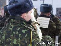Церемония прийнятия военной присяги в одной из артилерийских частей Киевщины. Духовой оркестр