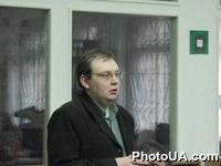 Круглый стол "Как сделать Интернет чистым?". Организатор Комиссия по журналистской этике (пресс-центр IREX ПроМедиа, г. Киев). Соиздатель интернет-газеты "UAtoday.net" Сергей Моругин