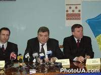 Пресс-конференция "Избирательный блок Народный Рух Украины требует правды!" при участии Андрея Чорновола, Богдана Бойко, Георгия Филипчука и Сергея Конева