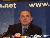 Председатель Всеукраинского обьединения "Единая семья" Александр Ржавский на пресс-конференции  в агентстве "УНІАН"