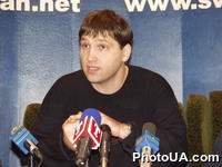 Пресс-конференция лидеров избирательного списка партии "Новая Генерация Украины" Юрия Мирошниченко, Вячеслава Кредисова, Владимира Барабаша (агентство УНИАН, Киев). Председатель партии Юрий Мирошниченко