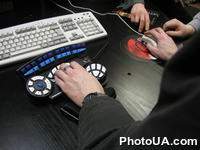 Экспозиция международной выставки-ярмарки CeBIT-2002 (г. Ганновер, Германия). Игровая приставка