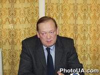 Министр здравоохранения Виталий Москаленко в ходе прямой телефонной линии Кабинета министров Украины