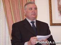 Церемония вручения наград от Папы Римского Иоанна Павла II представителям укр. правительства за подготовку визита понтифика в Украину. Глава МИД Украины А.Зленко выражает благодарность за высокую оценку усилий Украины по организации визита понтифика
