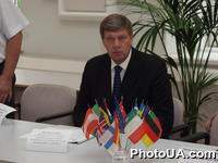 В Представительстве ЕС в Украине прошла презентация результатов проекта "Партенерство ЕС и Украины в передаче ноу-хау в сфере управления развития угольной отрасли в Донбассе". Директор проекта Колин Стокс