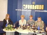 Пресс-конференция "Дело Александрова - тяжелые итоги года". В пресс-конференции примают участие жена и сын Людмила и Алексей Александровы