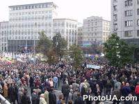 Участники митинга "Восстань, Украина!" на Европейской площади в Киеве, организованного украинскими оппозиционными силами
