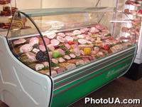 Витрина мясных и колбасных изделий