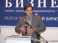 Церемония открытия выставки "10 лет украинскому "Бизнесу"", посвященной 10-летию украинской газеты "Бизнес". На фото: Народный депутат Украины Сергей Терехин (Украинский дом, Киев)