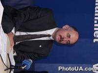 Пресс-конференция главы Народного Руха Украины Г.Удовенко и главы республиканской христианской партии Н.Поровского, посвященная подписанию соглашения между НРУ и РХП. На фото: глава Республиканской Христианской партии Н.Поровский