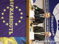 Пресс-конференция представителей всеукраинской общественной организации "Общевоинский союз Украины" (ОСУ) при участии главы совета ОСУ О.Калашникова (Укринформ, Киев)