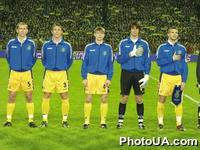 ЕВРО-2004. Отборочный турнир. 4-й тур. Матч Украина-Испания. На фото: сборная Украины