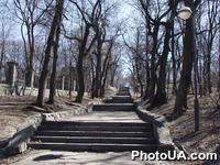 Лестница в парке им. генерала Ватутина в Киеве