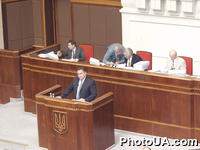 Верховная Рада Украины. Зал пленарных заседаний. На фото: Секретарь Совета национальной безопасности и обороны Украины Евгений Марчук