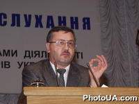 Президент Центра экономических и политических исследований им.Разумкова Анатолий Гриценко. Парламентские слушания. Киев