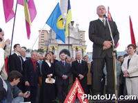 Митинг памяти Г.Гонгадзе. Народные депутаты Украины: А.Матвиенко, Ю.Тимошенко, П.Симоненко, А.Мороз, Г.Омельченко, А.Шкиль, В.Семенюк