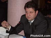 Круглый стол "Неправительственные аналитические центры в Украине: предложение и спрос". Президент фонда "Содружество" Сергей Телешун
