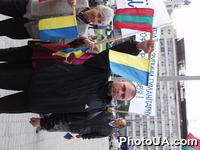 Акция партии "Братство" и украиннцев живущих в Приднестровье возле ЦИК Украины