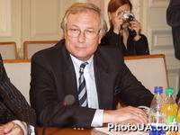 Встреча делегации временного комитета ПАСЕ по наблюдению за президентскими выборами в Украине с кандидатами в Президенты Украины. На фото: кандидат в Президенты Украины Сергей Комисаренко