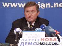 Пресс-конференция генерального секретаря политической партии "Новая демократия" Евгения Кушнарева на тему: "Политическая партия "Новая демократия" на пороге виборов-2006"