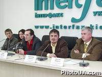 Презентация фильма "Оранжевое небо" с участием актеров Лидии Оболенской (Украина) и Александра Лимарева (Россия), главного режиссера Александра Кириенко, автора сценария Юрия Бутусова и главного продюсера Ярослава Мендуся
