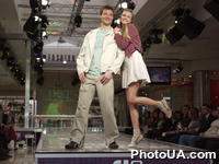 Показ новой коллекции одежды сезона весна-лето 2006 года ТС Sela
