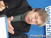 Пресс-конференция Гражданского конституционного комитета на тему: "Парламенту - коалицию, Украине - Конституцию". Было объявлено о создании комитета и начало гражданской инфармационной кампании. На фото: Виктор Мусияка