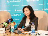 Пресс-конференция на тема: "Киевстар огласил результаты всеукраинского социологического исследования "Знание и отношение украинцев к вопросу безопастности детей в интернете". На фото: Жанна Ревнова (Киевстар)