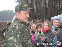 В рамках Всеукраинской акции "Будущее леса в твоих руках" председатель Государственного агентства лесных ресурсов Виктор Сивець взял участие в посадке леса в Киевской области